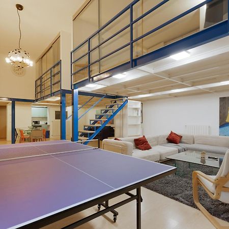 شقة Sant'Agostino - Charming Retreat 210M From M2 ميلان المظهر الخارجي الصورة