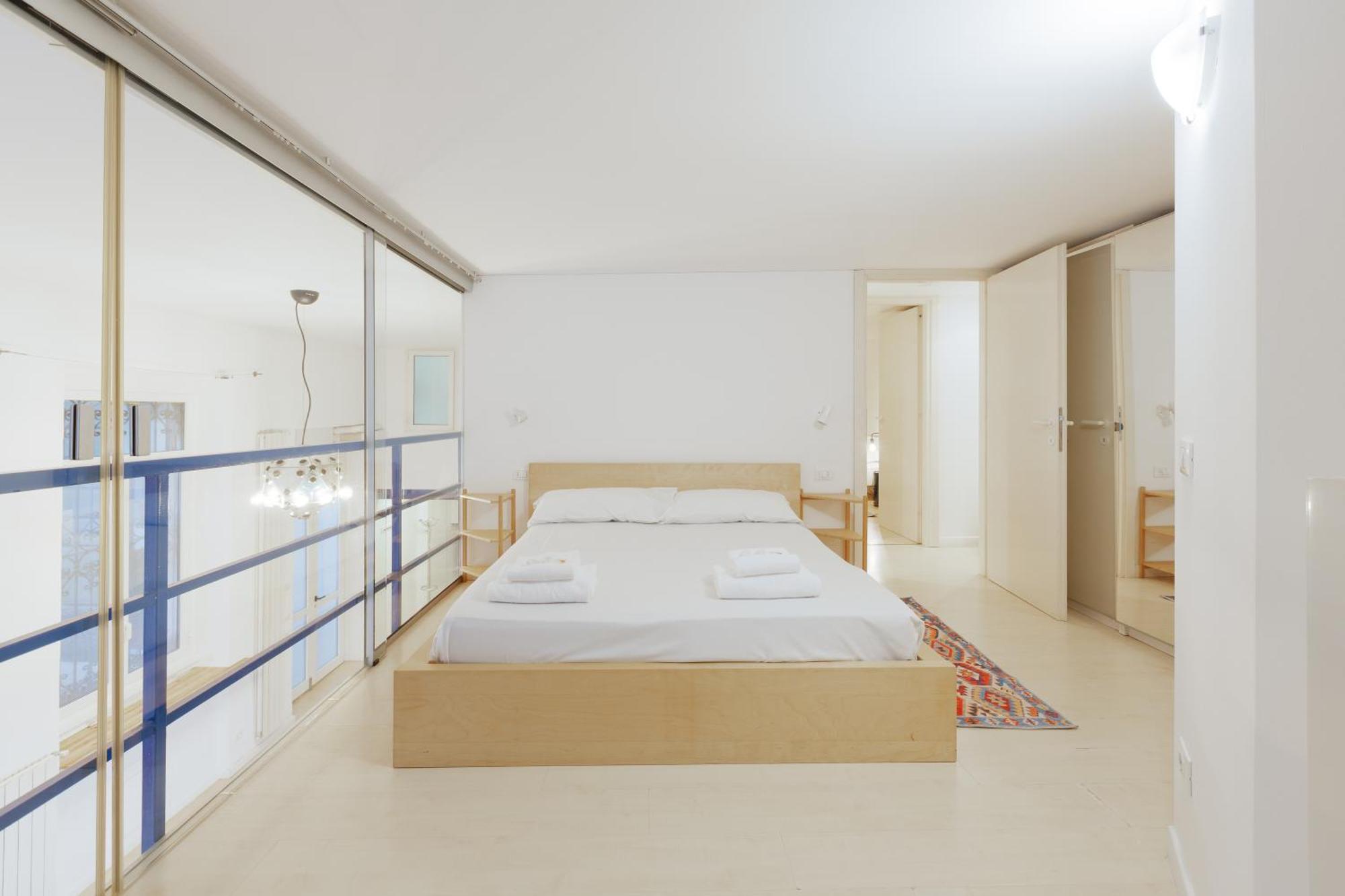 شقة Sant'Agostino - Charming Retreat 210M From M2 ميلان المظهر الخارجي الصورة