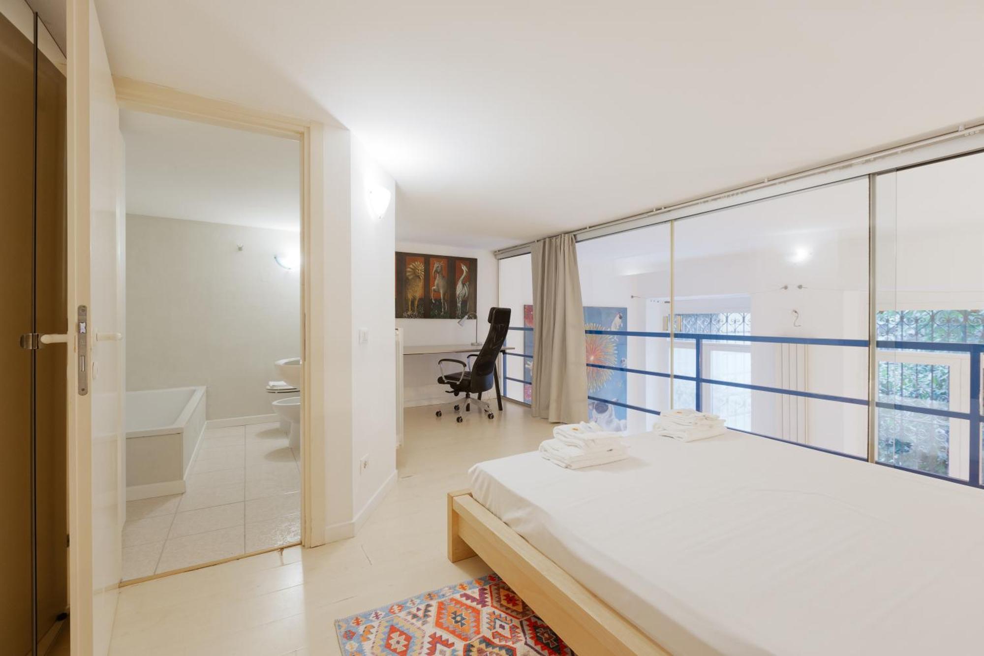 شقة Sant'Agostino - Charming Retreat 210M From M2 ميلان المظهر الخارجي الصورة