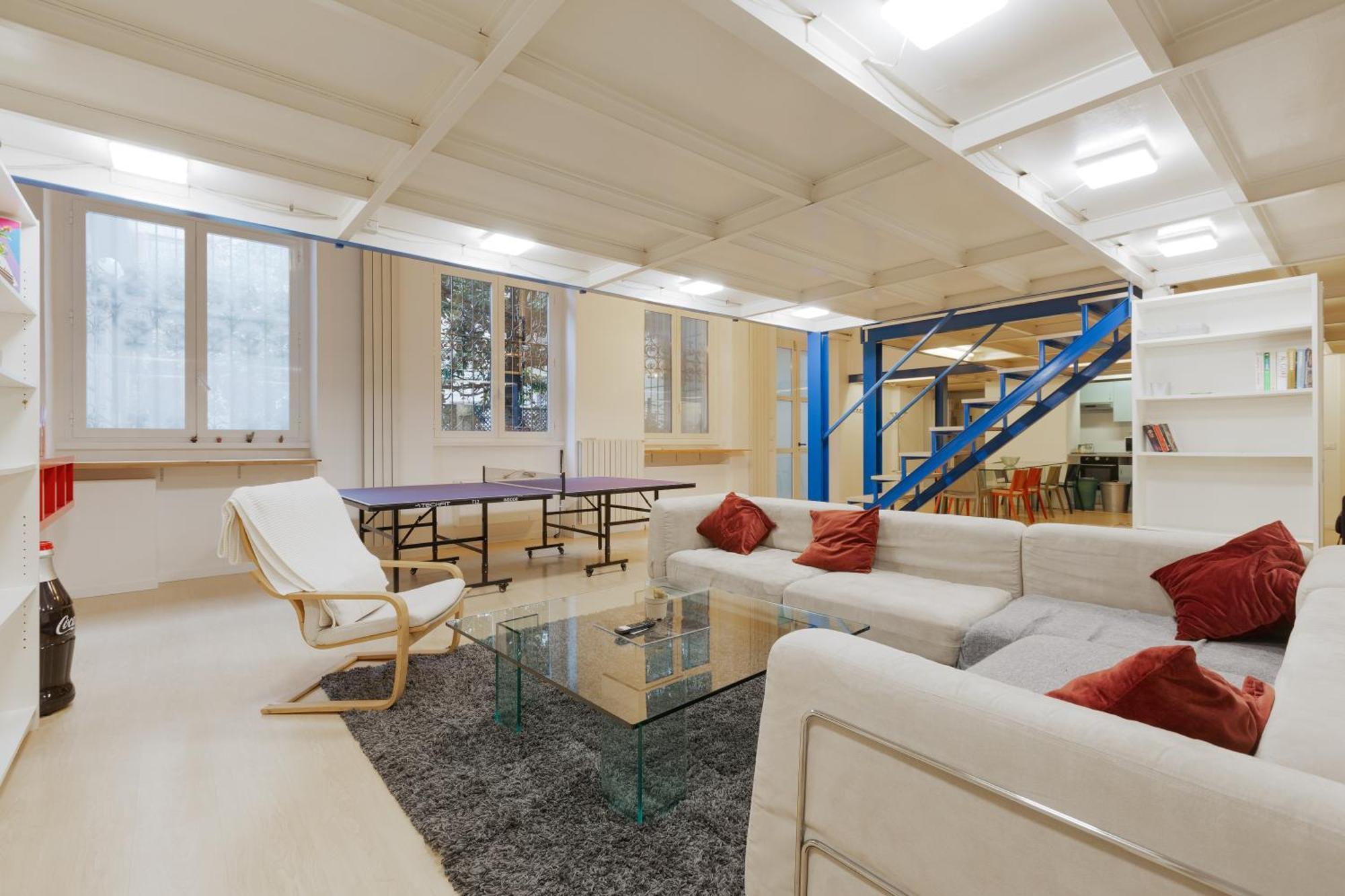 شقة Sant'Agostino - Charming Retreat 210M From M2 ميلان المظهر الخارجي الصورة